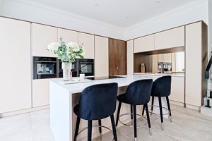 Kitchen- click for photo gallery